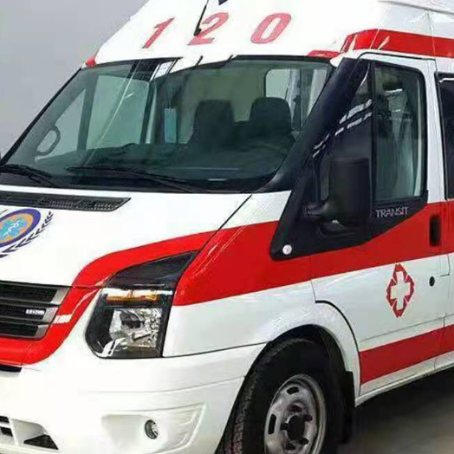 长寿非急救护送病人转院租赁救护车的优缺点对比